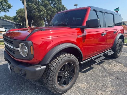 Used 2024 Ford Bronco Black Diamond AWD/4WD image 8