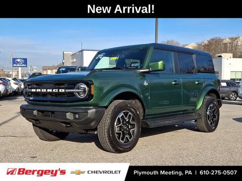 Used 2025 Ford Bronco Outer Banks image 1