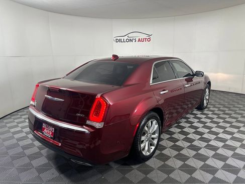 Used 2018 Chrysler 300 Limited w/ Safetytec Plus Group image 7