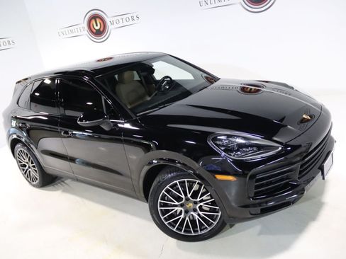 Used 2022 Porsche Cayenne Platinum Edition AWD/4WD image 77
