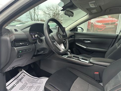 Used 2021 Nissan Sentra SR image 11