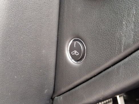 Used 2008 Aston Martin V8 Vantage Coupe image 24