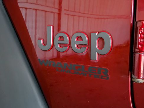 Used 2021 Jeep Wrangler Unlimited Rubicon AWD/4WD image 53