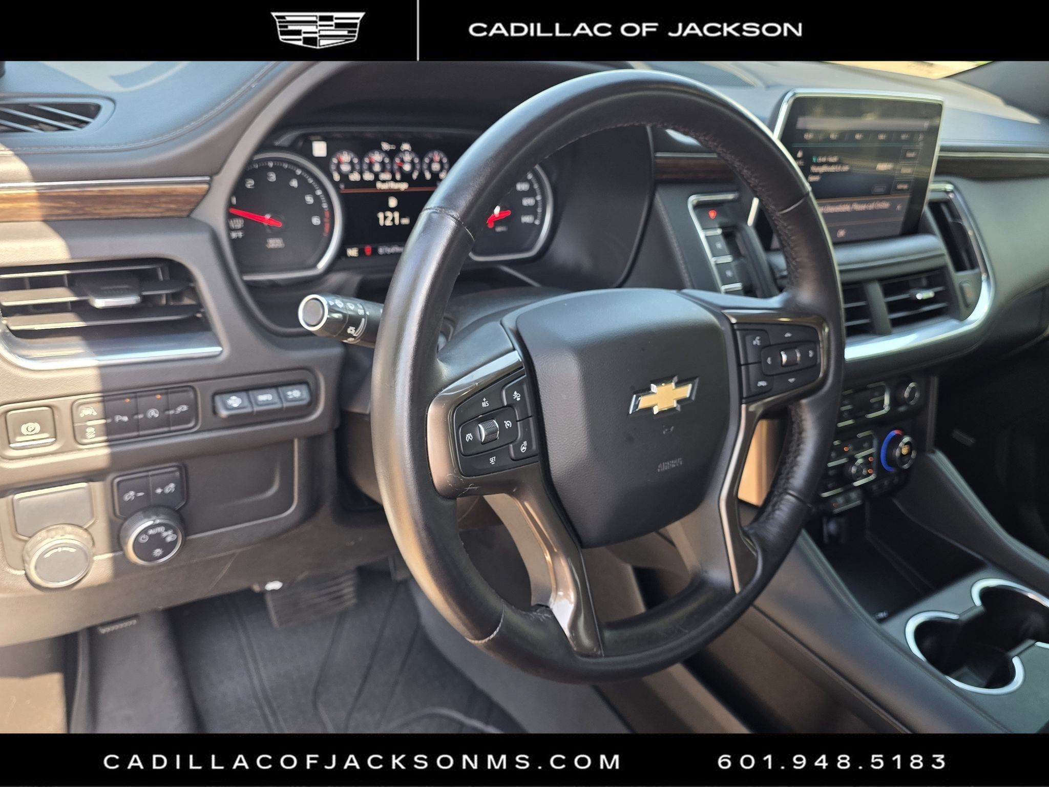 Used 2021 Chevrolet Suburban High Country RWD image 11