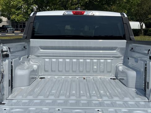 New 2025 Ford Maverick XLT w/ XLT Luxury Package FWD image 23