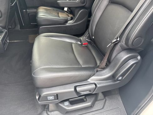 Used 2023 Honda Odyssey Touring image 19