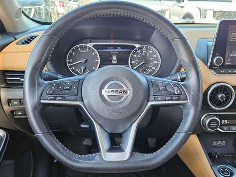 Used 2020 Nissan Sentra SV w/ SV Premium Package FWD image 17