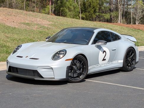 Certified 2025 Porsche 911 GT3 image 1