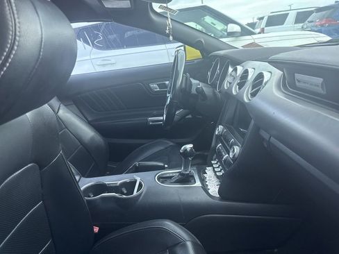 Used 2021 Ford Mustang Premium RWD image 10