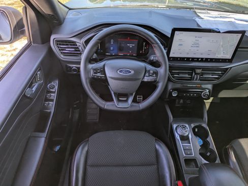Used 2024 Ford Escape ST-Line w/ Tech Pack #1 FWD image 15