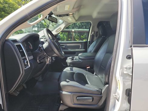 Used 2016 RAM 3500 SLT AWD/4WD image 21