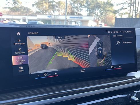 Used 2023 BMW X7 xDrive40i w/ Executive Package image 15