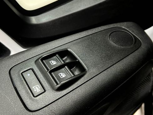 Used 2023 RAM ProMaster 2500 FWD image 15