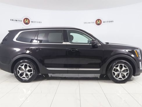 Used 2022 Kia Telluride EX w/ Towing Package image 2