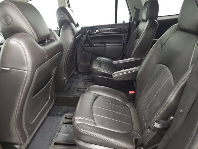 Used 2017 Buick Enclave Leather AWD/4WD image 31