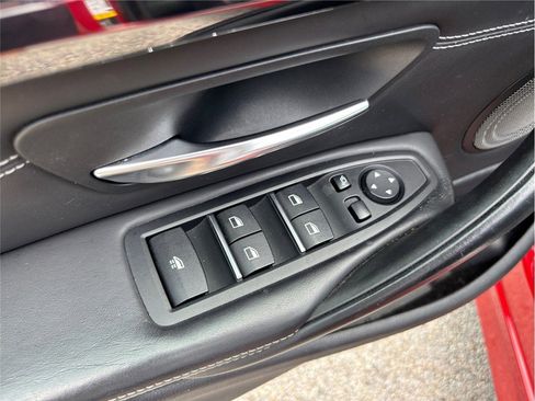 Used 2020 BMW M4 Convertible w/ Competition Package RWD image 25