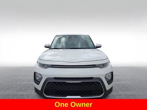 Used 2022 Kia Soul LX w/ Technology Package FWD image 2