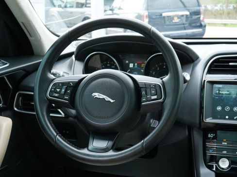 Used 2020 Jaguar F-PACE Premium AWD/4WD image 51