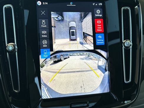New 2026 Volvo XC40 B5 Ultra AWD/4WD image 16