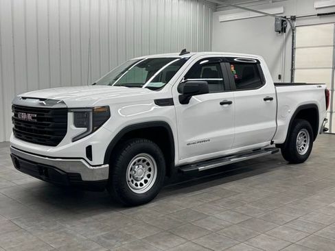 Used 2024 GMC Sierra 1500 Pro w/ Pro Value Package image 5