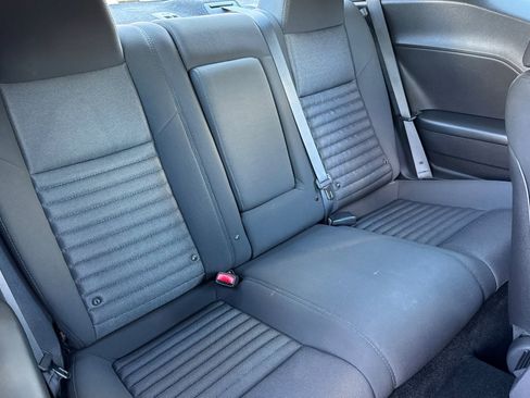 Used 2013 Dodge Challenger R/T image 28