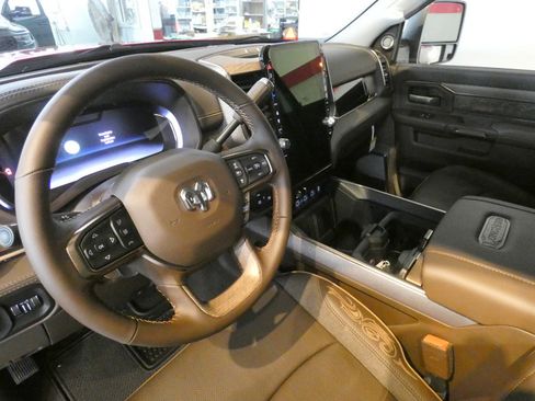 New 2026 RAM 2500 Limited image 8