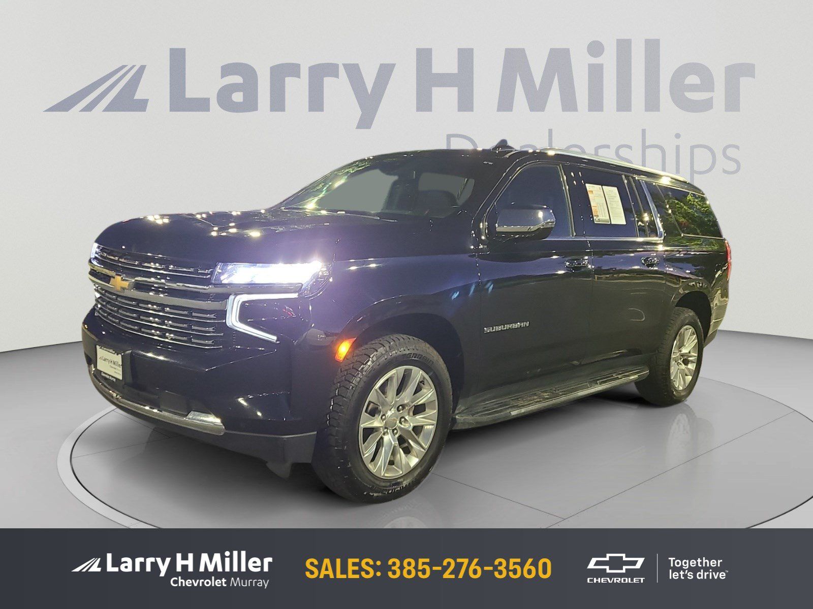 Used 2023 Chevrolet Suburban Premier AWD/4WD image 1