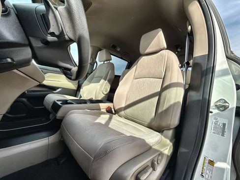 Used 2020 Honda Odyssey EX image 11