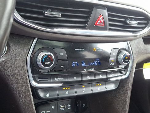 Used 2020 Hyundai Santa Fe Limited image 16