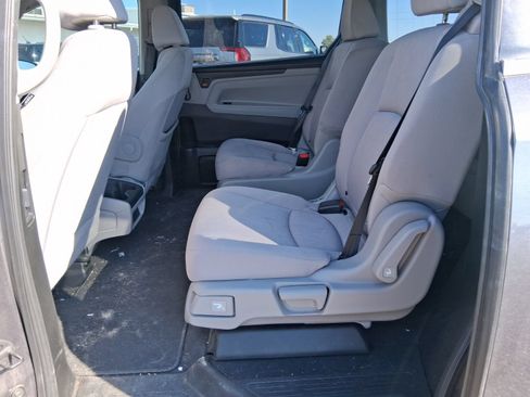 Used 2018 Honda Odyssey LX image 7