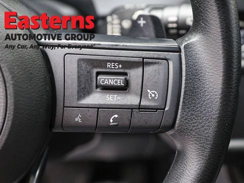 Used 2023 Nissan Pathfinder S AWD/4WD image 15