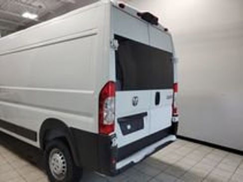 Used 2024 RAM ProMaster 2500 image 31