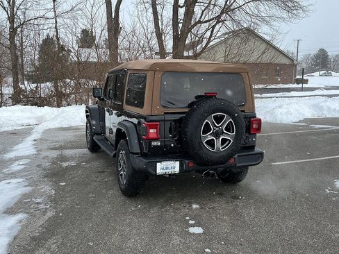 Used 2020 Jeep Wrangler Unlimited Sport image 3