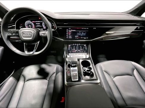 Certified 2025 Audi Q7 2.0T Premium w/ Convenience Plus Package image 14