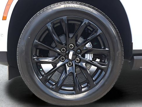 New 2026 Cadillac Escalade ESV Sport w/ LPO, ONYX Package AWD/4WD image 9