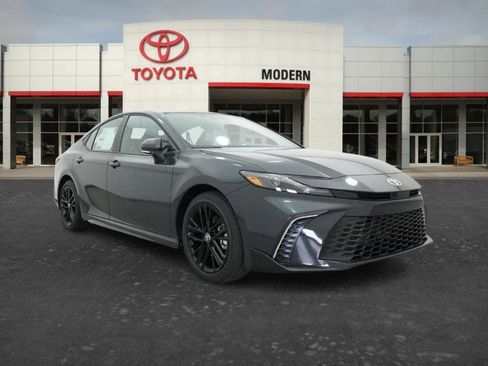New 2026 Toyota Camry SE FWD image 7