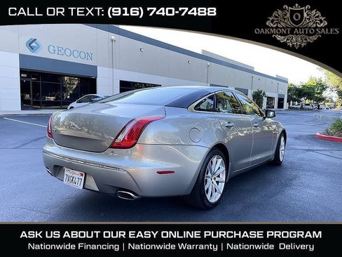 Used 2011 Jaguar XJ RWD image 7