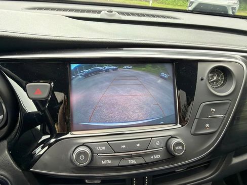 Used 2019 Buick Envision Essence AWD/4WD image 26