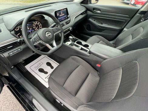 Used 2024 Nissan Altima 2.5 SV image 20