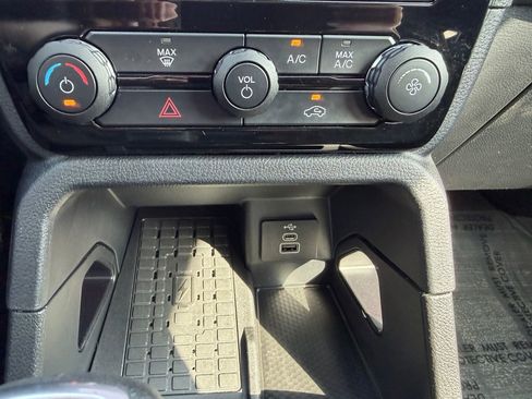 Used 2024 Ford Ranger XLT AWD/4WD image 25