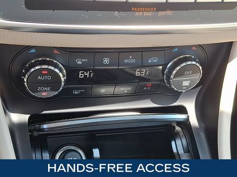 Used 2019 Mercedes-Benz CLA 250 4MATIC image 13