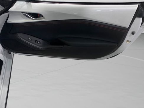Used 2016 MAZDA MX-5 Miata Grand Touring RWD image 26