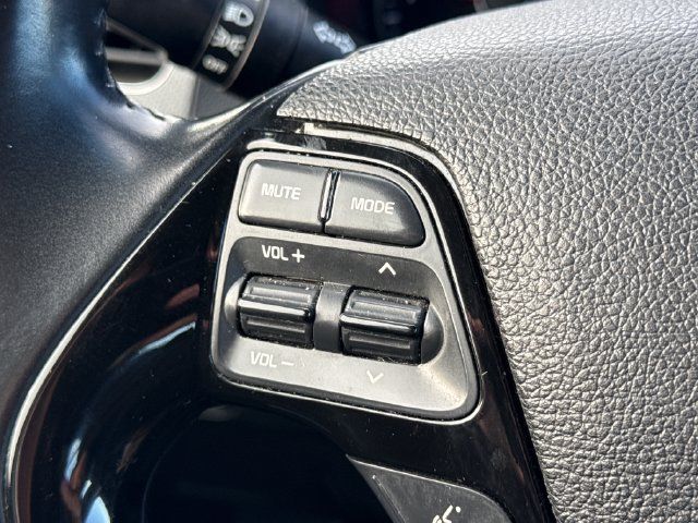Used 2018 Kia Forte S FWD image 32