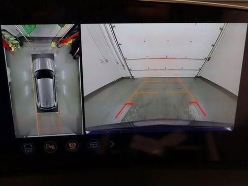 New 2026 Cadillac Vistiq Sport image 23