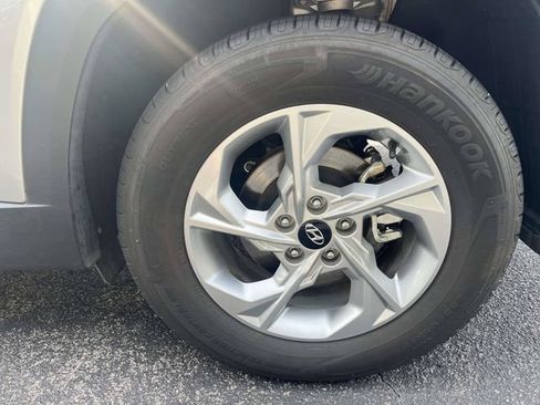 Used 2023 Hyundai Tucson SEL FWD image 11
