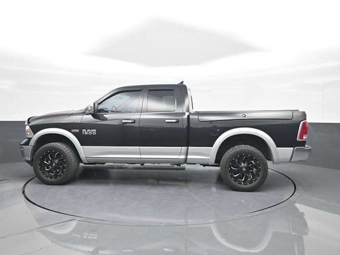 Used 2017 RAM 1500 Laramie w/ Convenience Group AWD/4WD image 5
