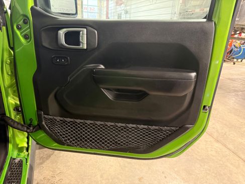 Certified 2018 Jeep Wrangler Unlimited Rubicon image 5