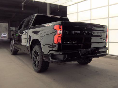 Used 2024 Chevrolet Silverado 1500 RST AWD/4WD image 6
