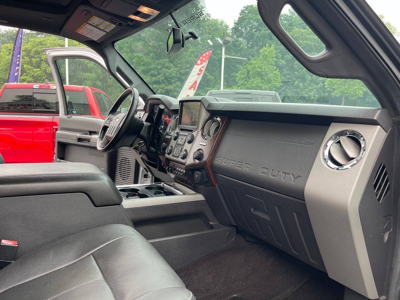 Used 2016 Ford F350 4x4 Crew Cab Super Duty image 36