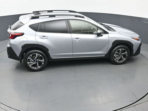 Used 2025 Subaru Crosstrek 2.0i Premium image 42